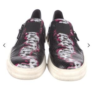 Giuseppe Zanotti Black and Pink Slip-On Sneakers